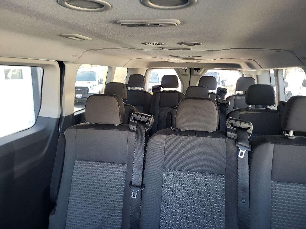 Ford Transit 350 Wagon Low Roof XLT w/Sliding Pass. 148-in. WB 2023