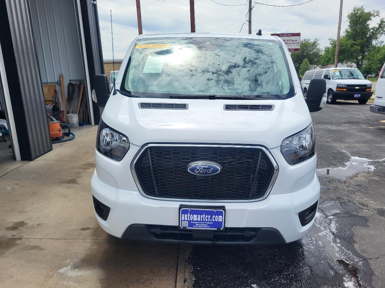 Ford Transit 350 Wagon Low Roof XLT w/Sliding Pass. 148-in. WB 2023