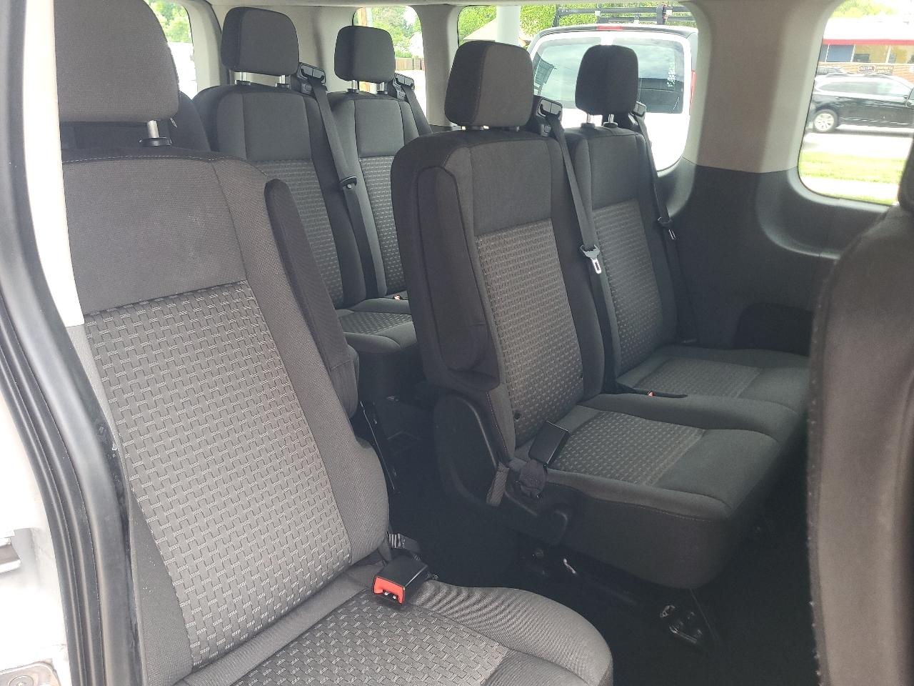 Ford Transit 350 Wagon Low Roof XLT w/Sliding Pass. 148-in. WB 2023