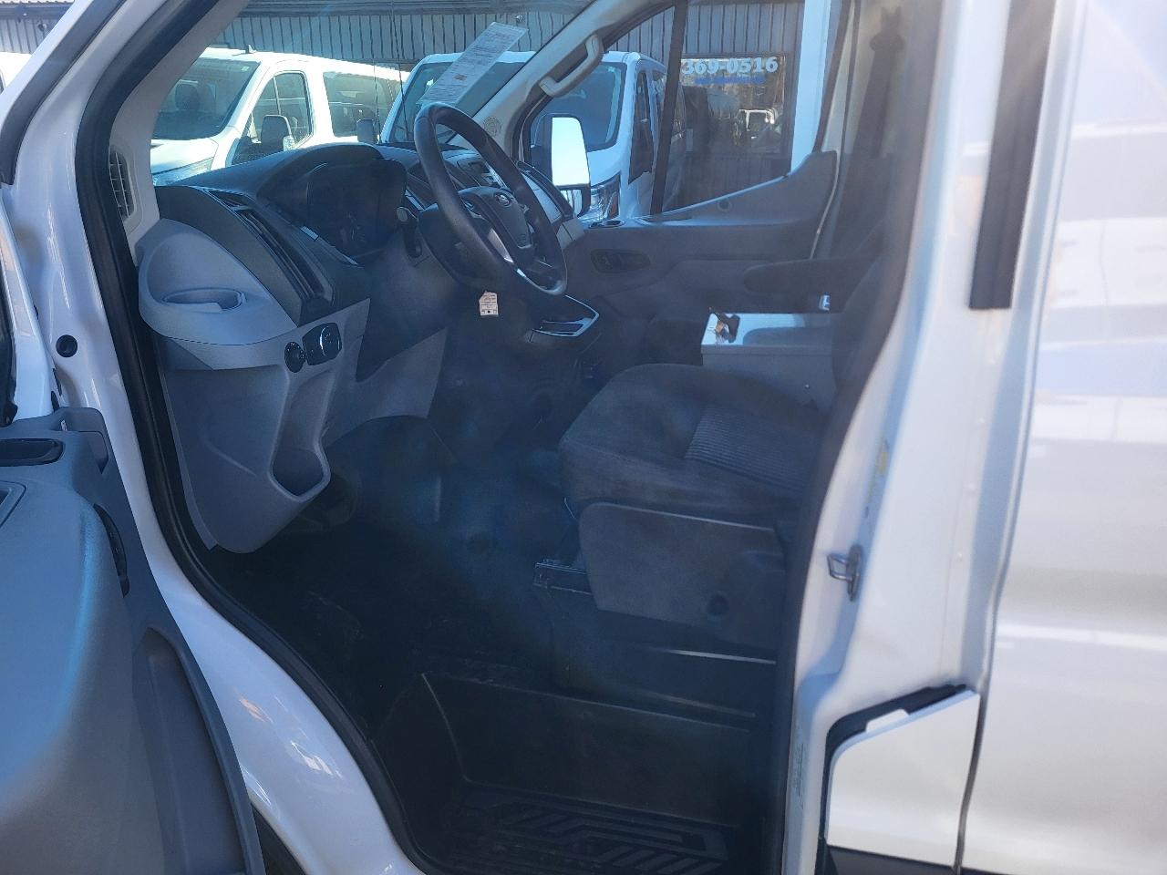 Ford Transit 250 Van Low Roof 60/40 Pass. 148-in. WB 2019