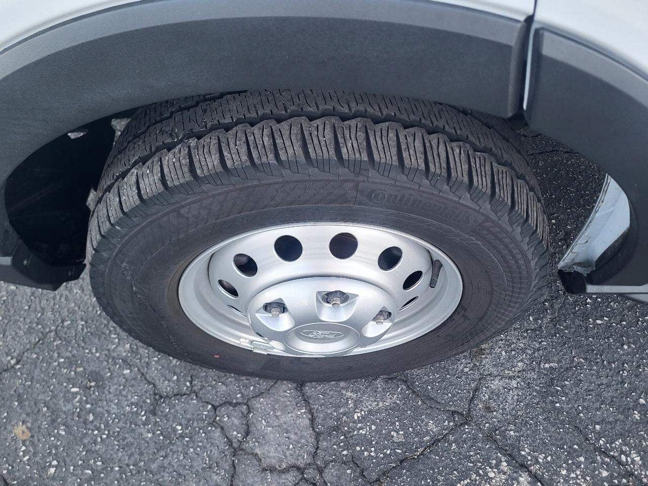 Ford Transit 250 Van Med. Roof w/Sliding Pass. 148-in. WB 2023