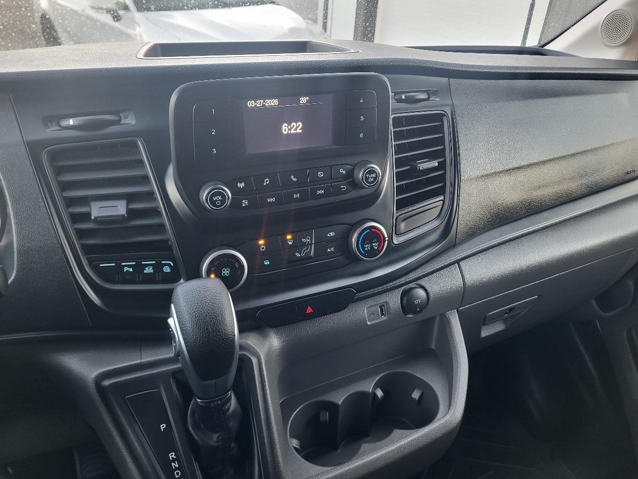 Ford Transit 250 Van Med. Roof w/Sliding Pass. 148-in. WB 2023