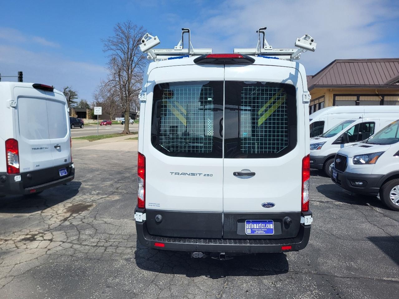 Ford Transit 250 Van Med. Roof w/Sliding Pass. 148-in. WB 2020