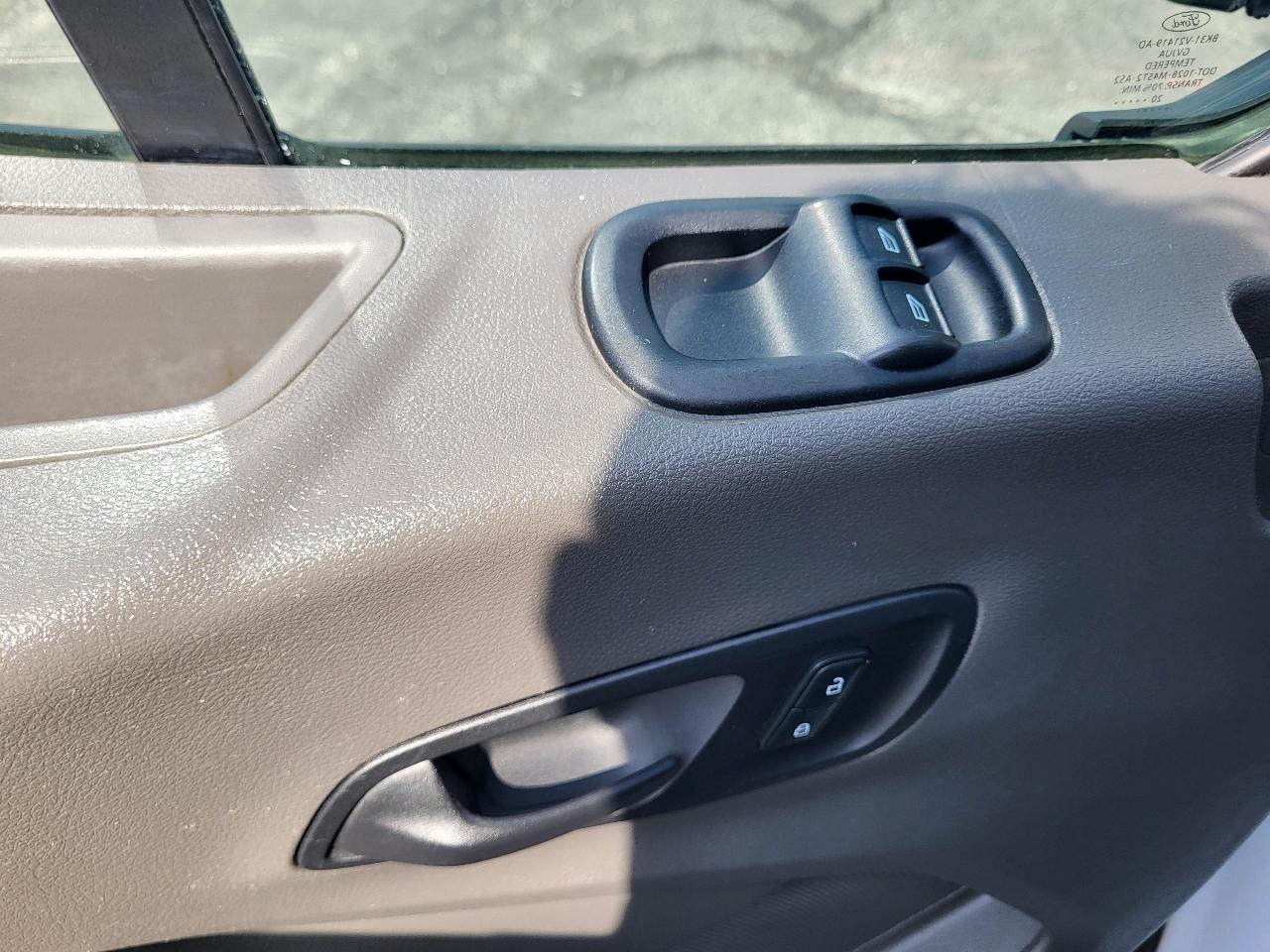 Ford Transit 250 Van Med. Roof w/Sliding Pass. 148-in. WB 2020