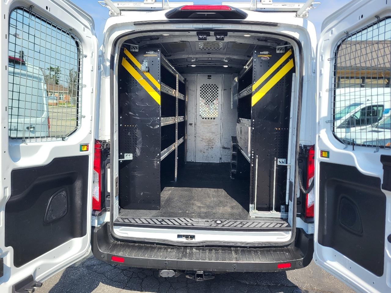 Ford Transit 250 Van Med. Roof w/Sliding Pass. 148-in. WB 2020