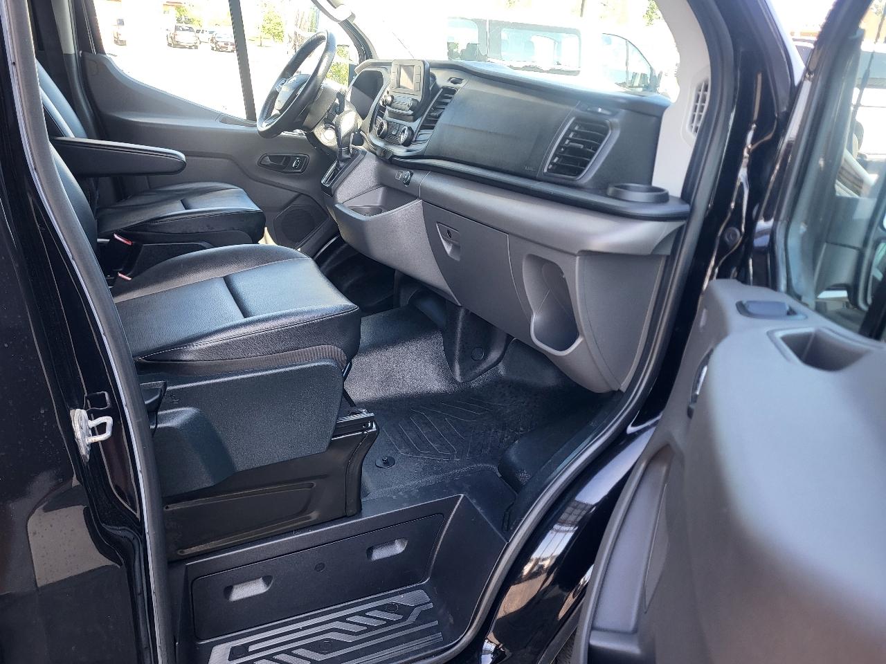 Ford Transit 250 Van High Roof w/Sliding Pass. 148-in. WB 2023