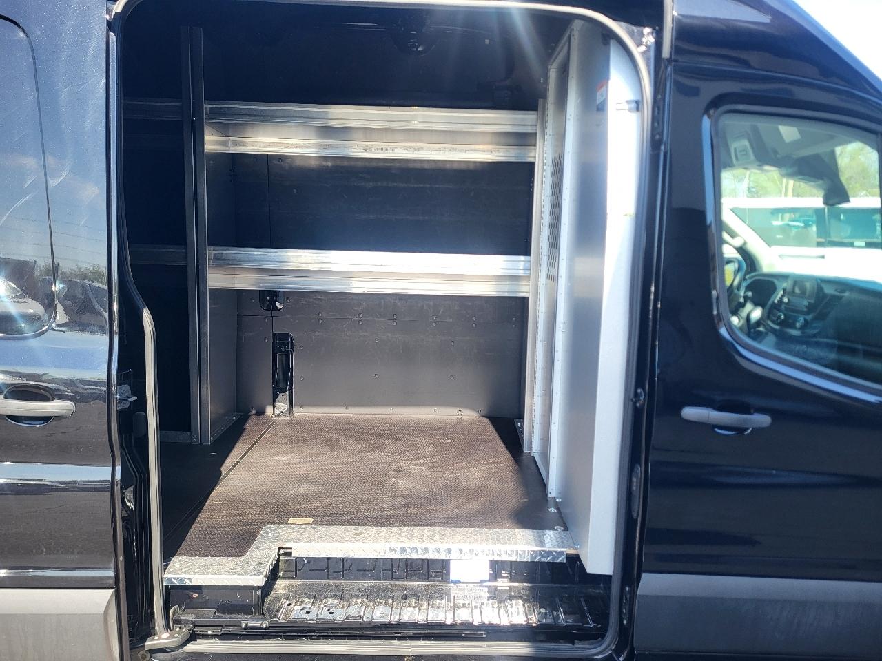 Ford Transit 250 Van High Roof w/Sliding Pass. 148-in. WB 2023