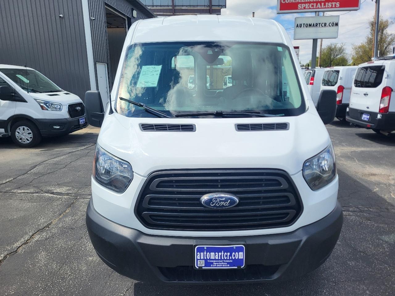 Ford Transit 250 Van Med. Roof w/Sliding Pass. 130-in. WB 2019