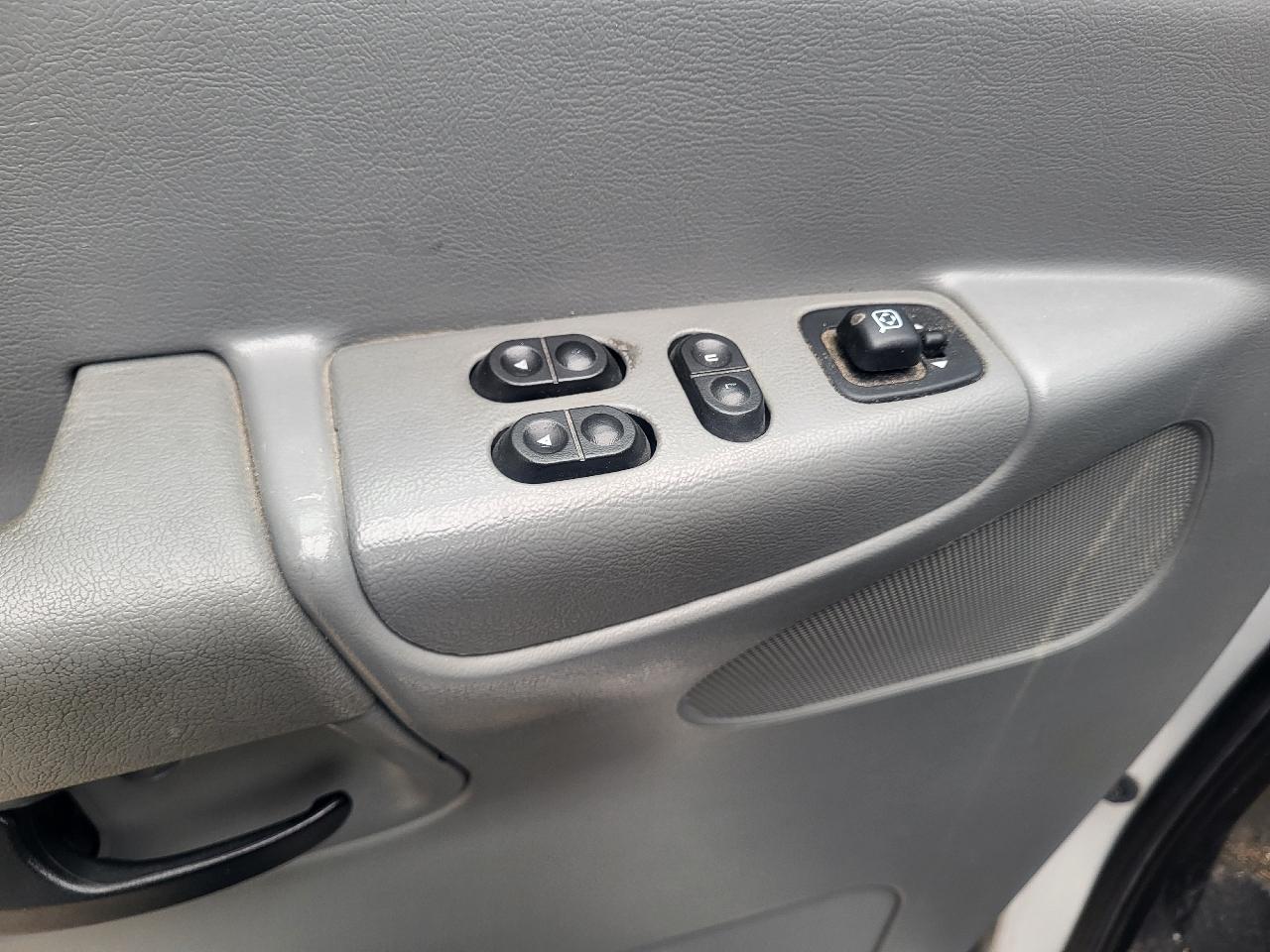 Ford Econoline E-150 Chateau 2007