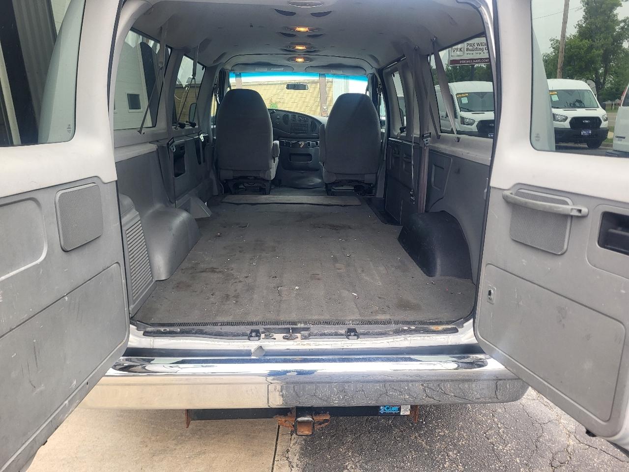 Ford Econoline E-150 Chateau 2007