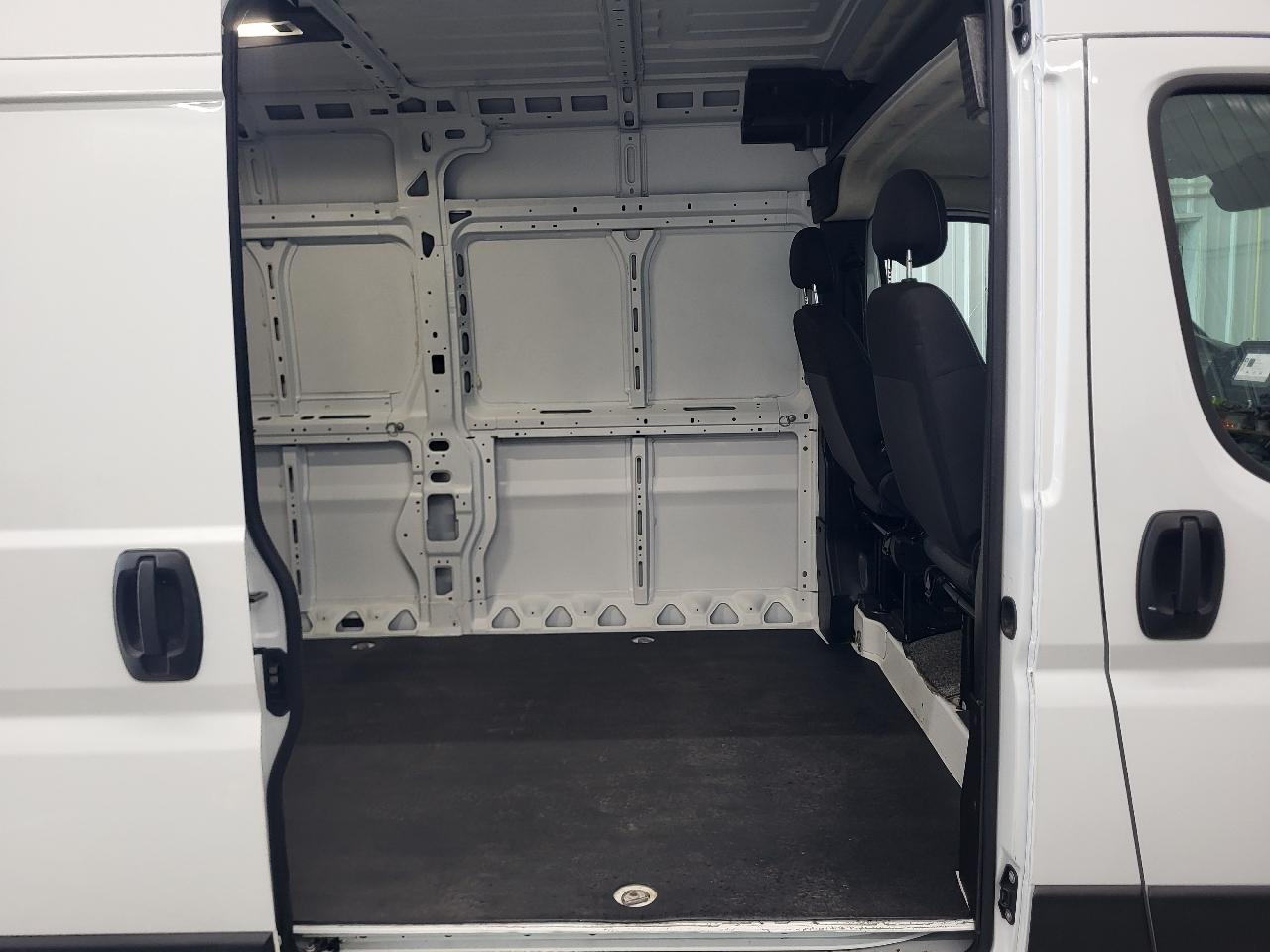 RAM Promaster 2500 High Roof 159-in. WB 2023