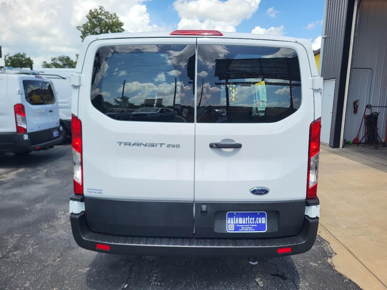 Ford Transit 250 Van 2025