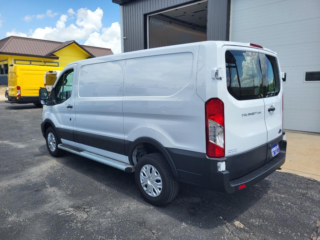 Ford Transit 250 Van 2025