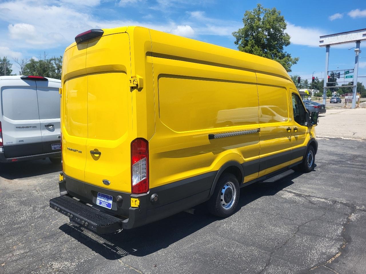Ford Transit 250 Van High Roof w/Sliding Pass. 148-in. WB EL 2021