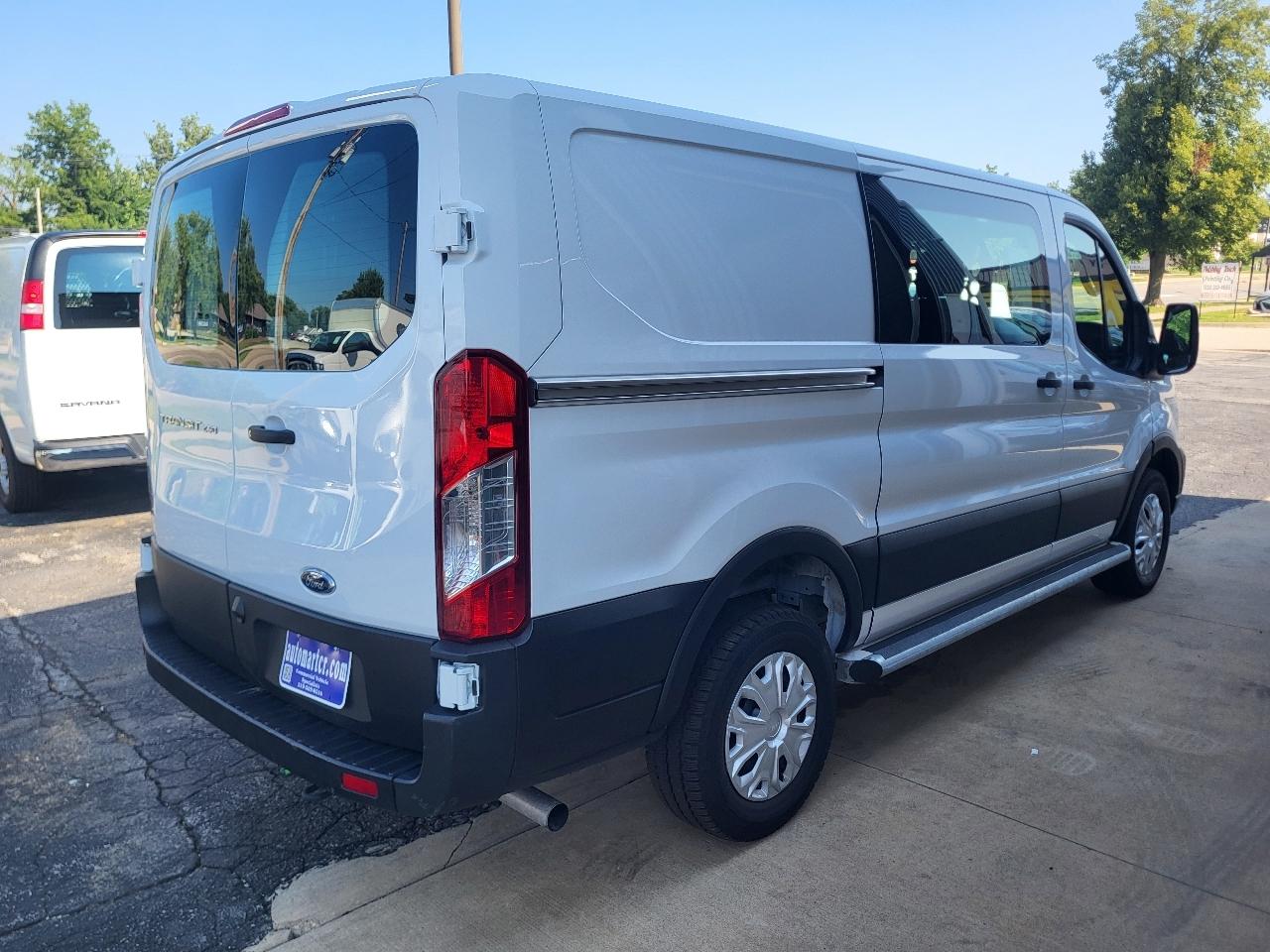 Ford Transit 250 Van 2025