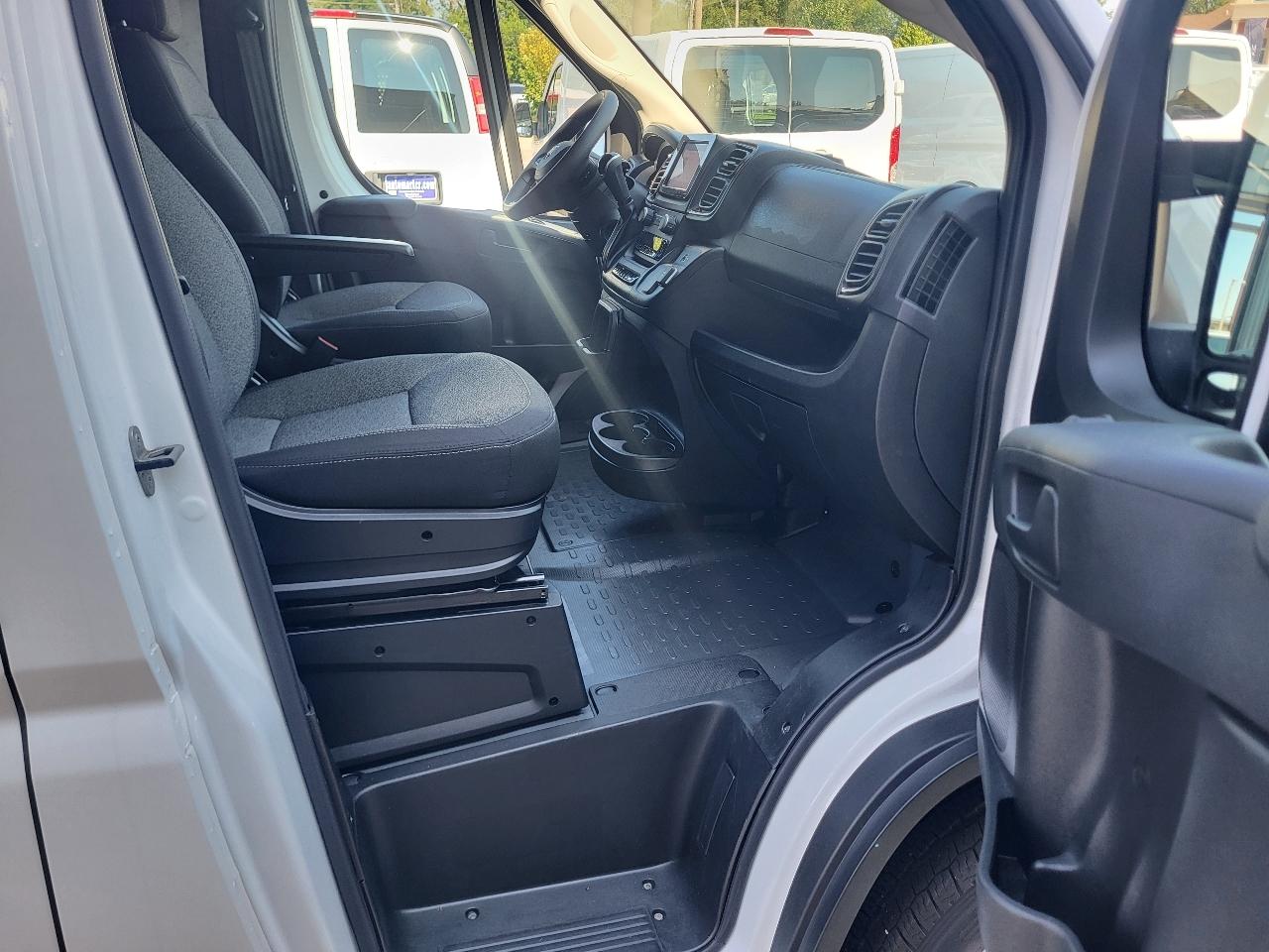RAM Promaster 2500 Low Roof 2025