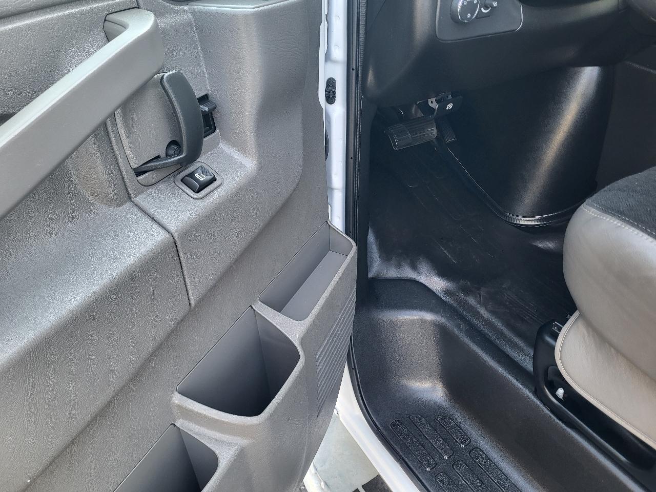 GMC Savana G2500 Cargo 2025