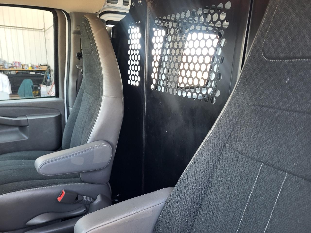 GMC Savana G2500 Cargo 2025
