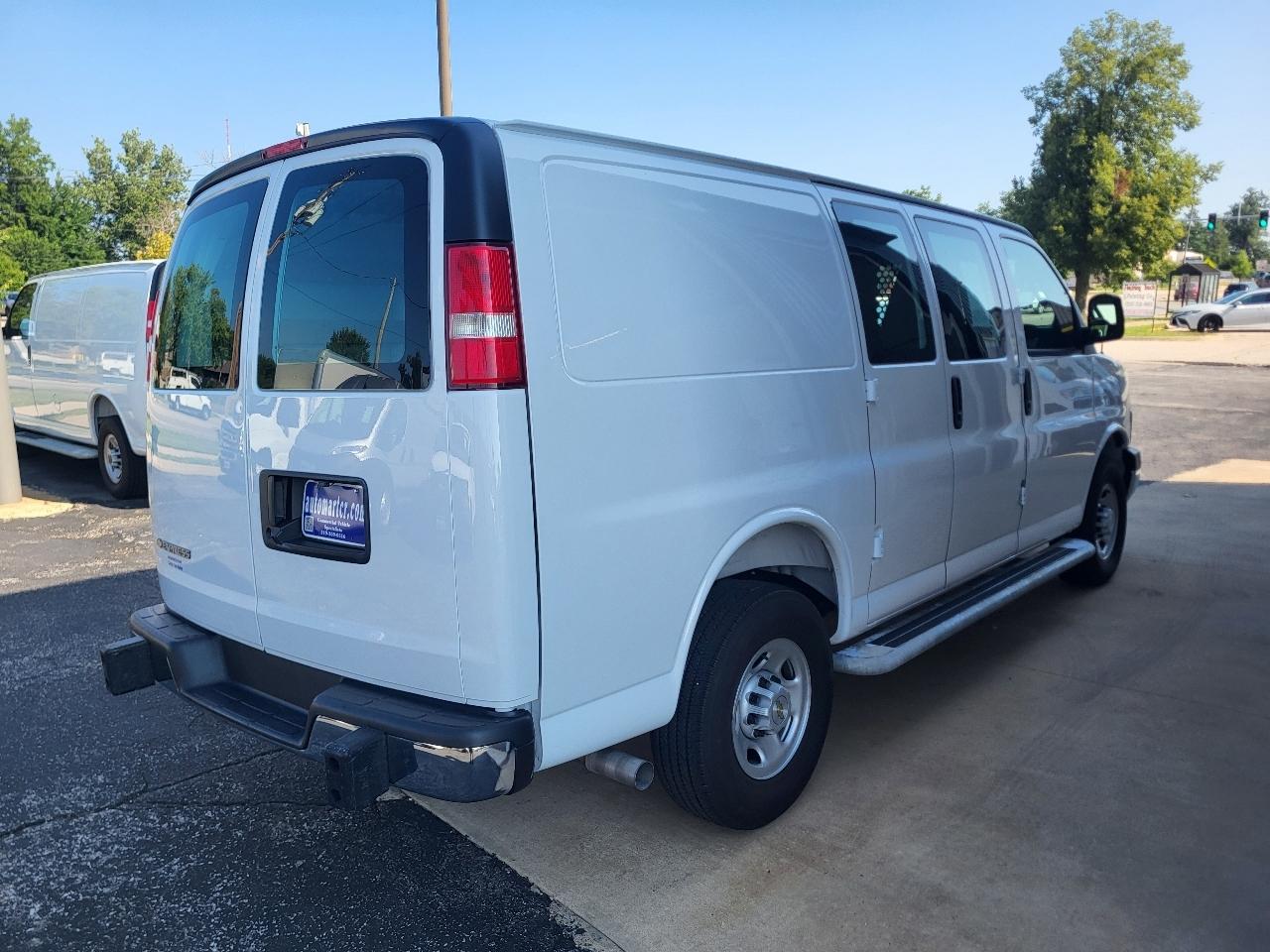 Chevrolet Express 2500 Cargo 2025