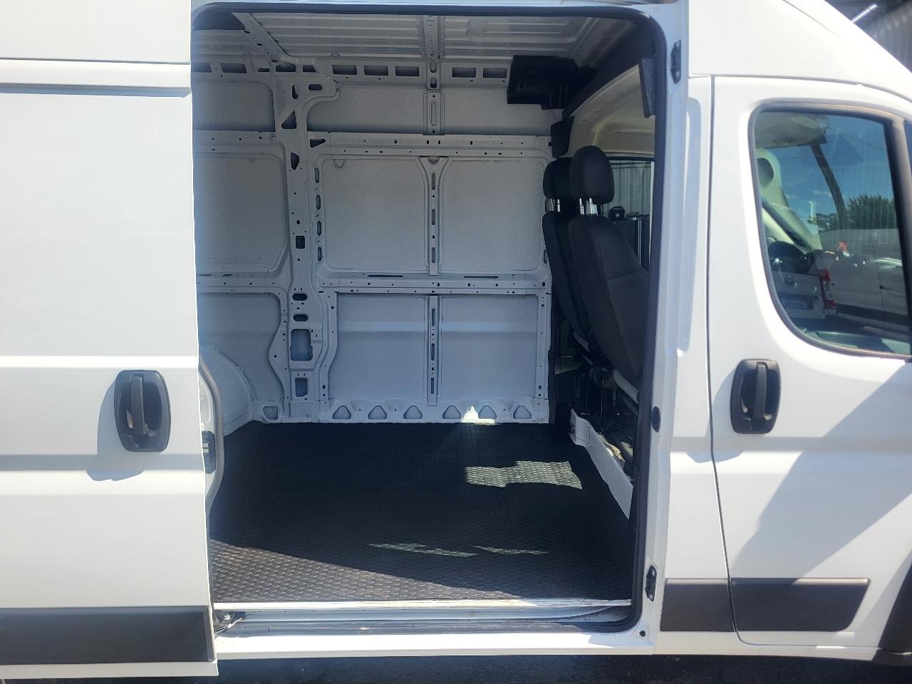 RAM Promaster 2500 High Roof 136-in. WB 2026