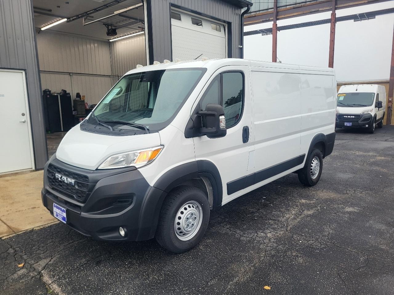 RAM Promaster 2500 Low Roof 2025