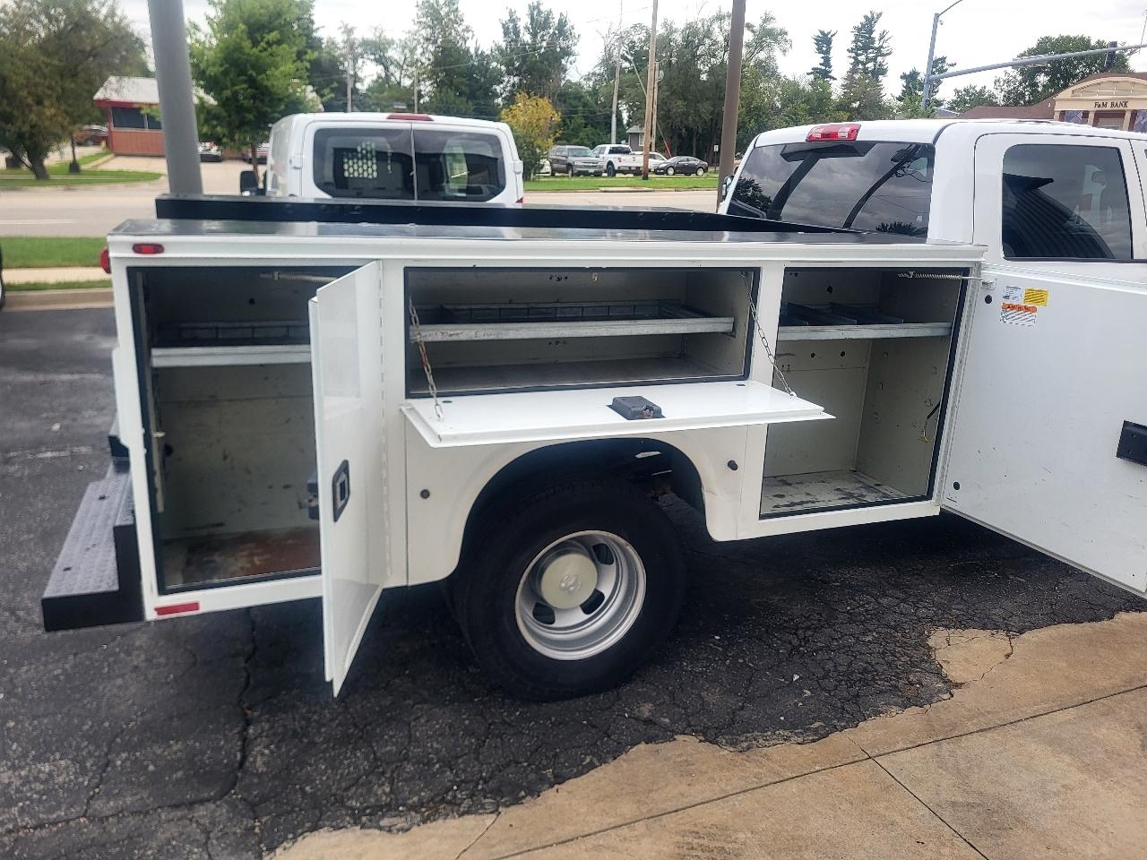 RAM 3500 Crew Cab 4WD DRW 2014
