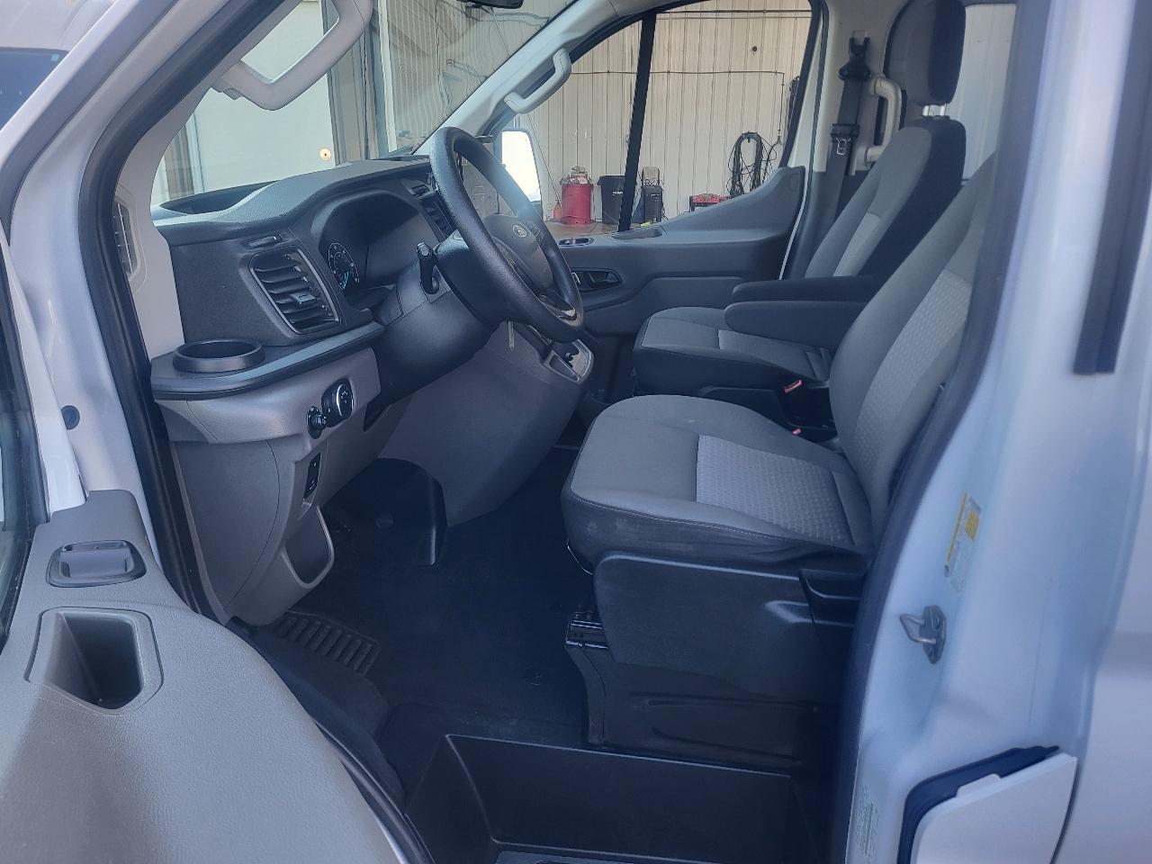 Ford Transit 350 Wagon Low Roof XLT w/Sliding Pass. 148-in. WB 2024