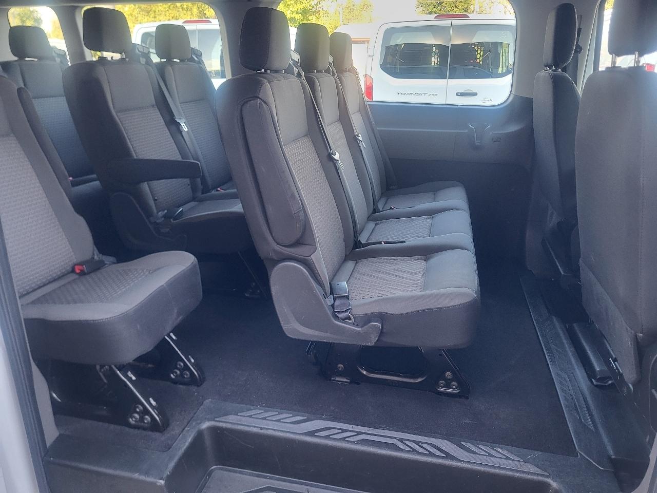 Ford Transit 350 Wagon Low Roof XLT w/Sliding Pass. 148-in. WB 2024
