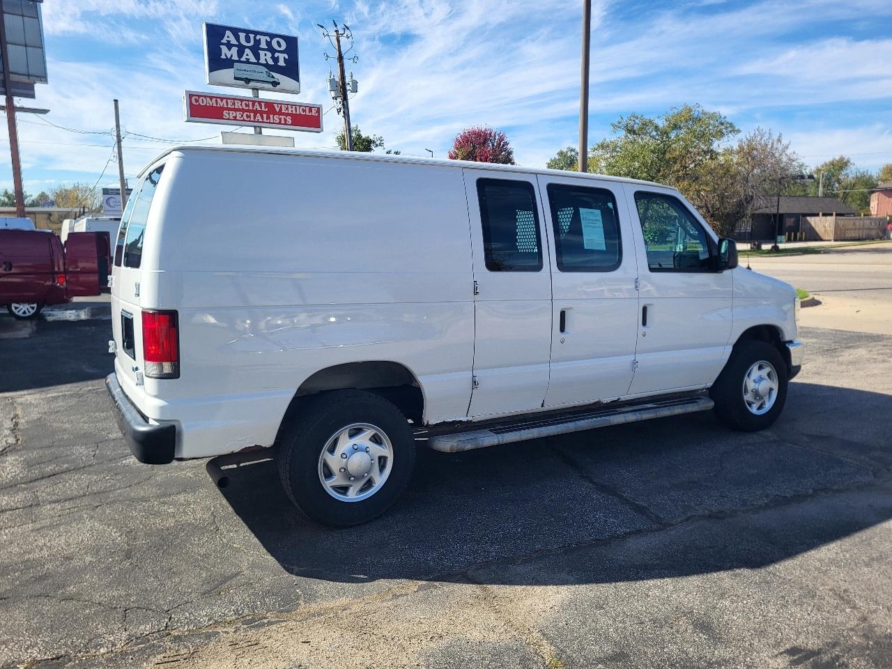 Ford Econoline E-250 2014