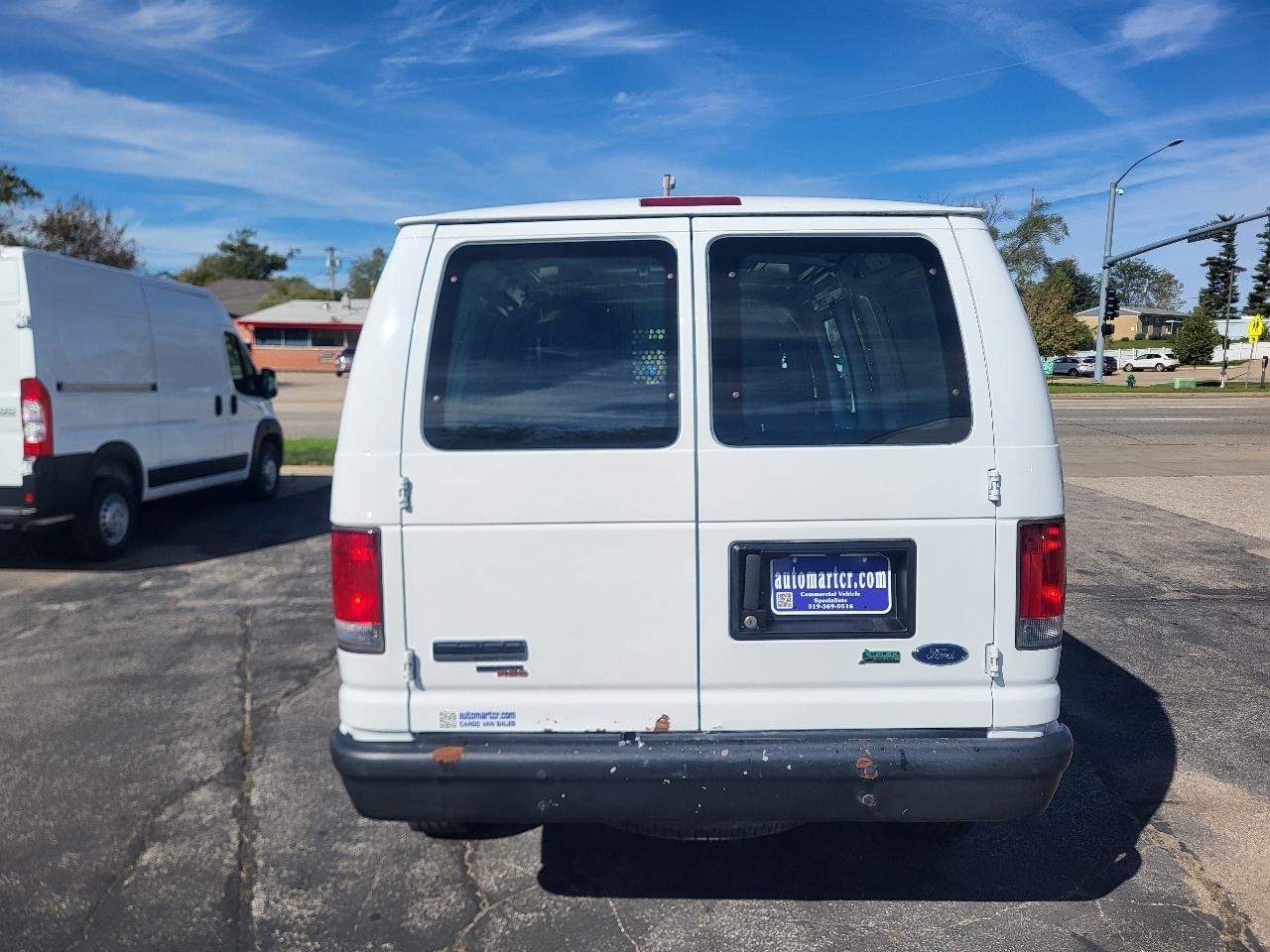 Ford Econoline E-250 2014