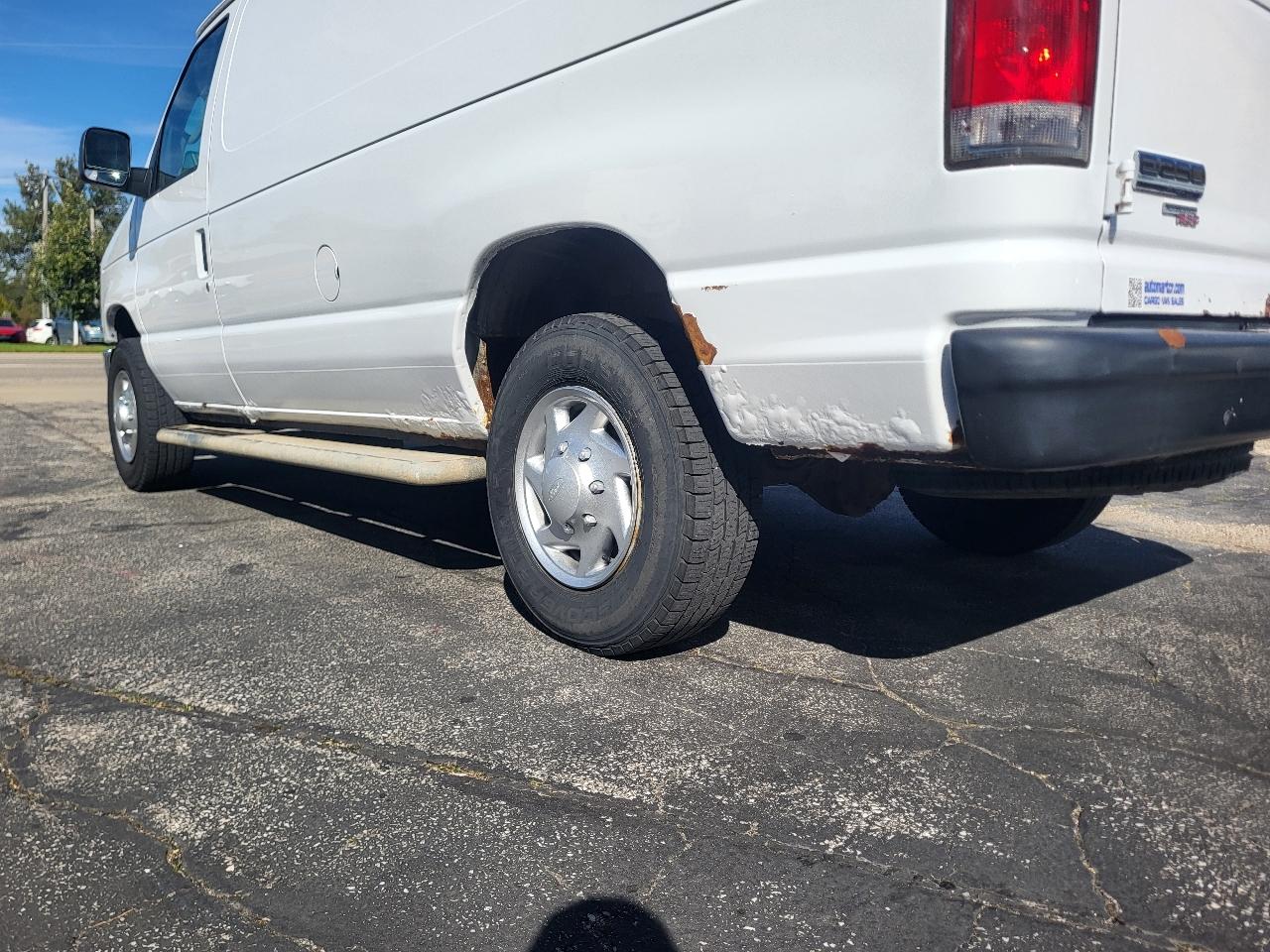 Ford Econoline E-250 2014