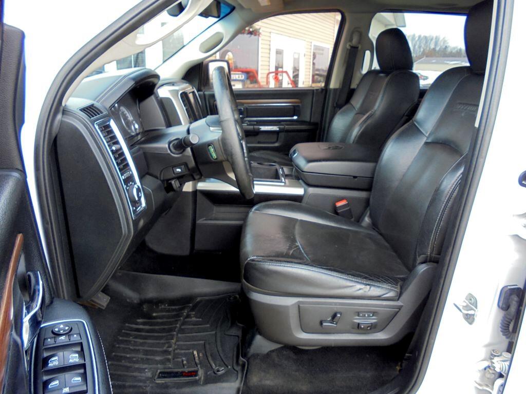 RAM 1500 Laramie Crew Cab SWB 4WD 2015