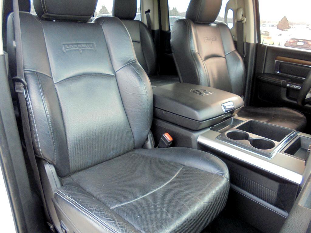 RAM 1500 Laramie Crew Cab SWB 4WD 2015