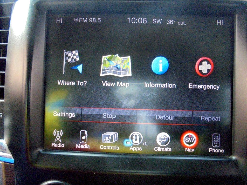 RAM 1500 Laramie Crew Cab SWB 4WD 2015