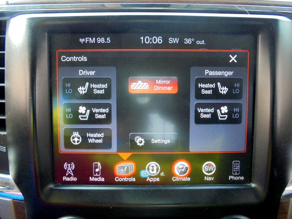 RAM 1500 Laramie Crew Cab SWB 4WD 2015