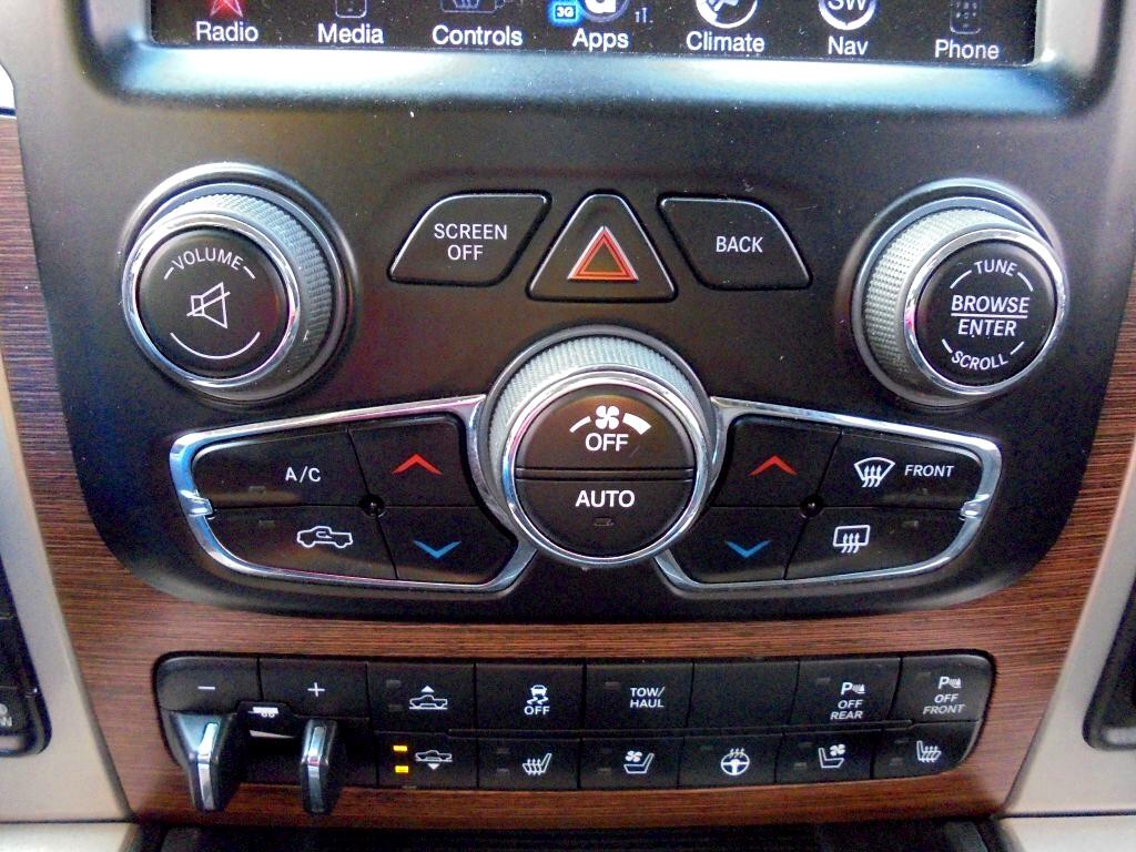 RAM 1500 Laramie Crew Cab SWB 4WD 2015