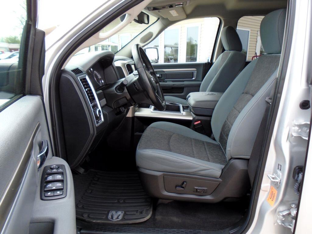 RAM 1500 SLT Quad Cab 4WD 2014