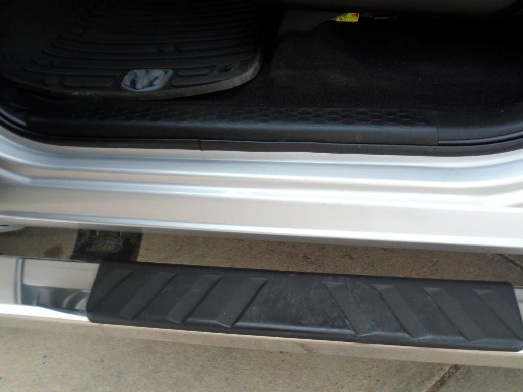 RAM 1500 SLT Quad Cab 4WD 2014