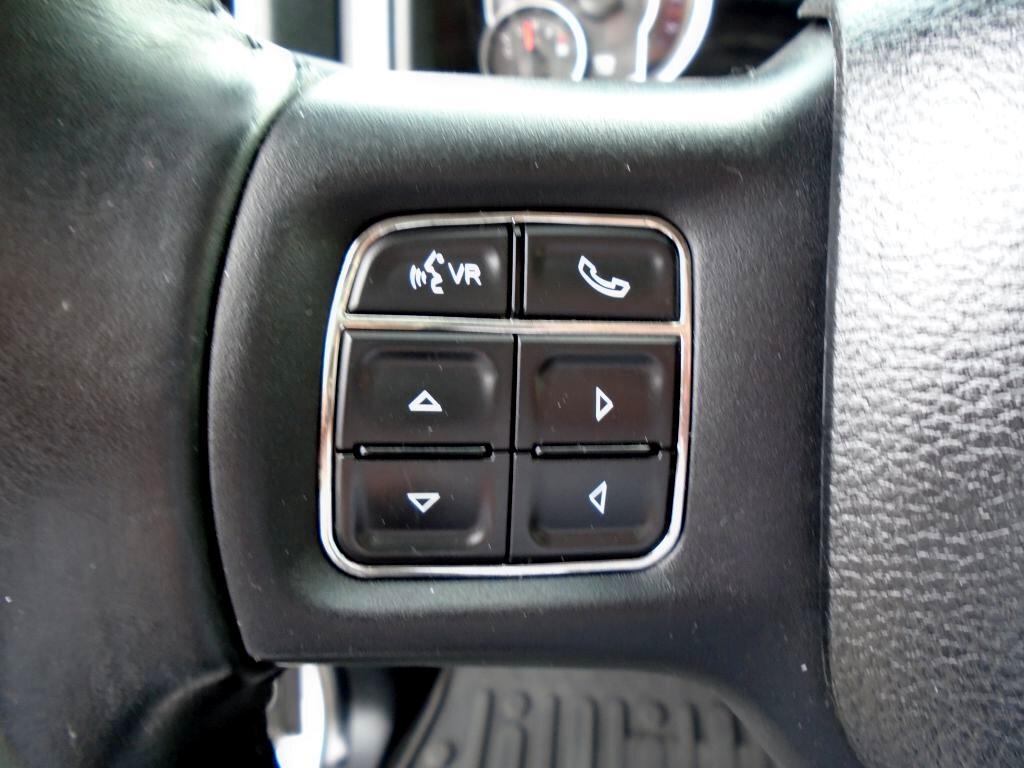 RAM 1500 SLT Quad Cab 4WD 2014
