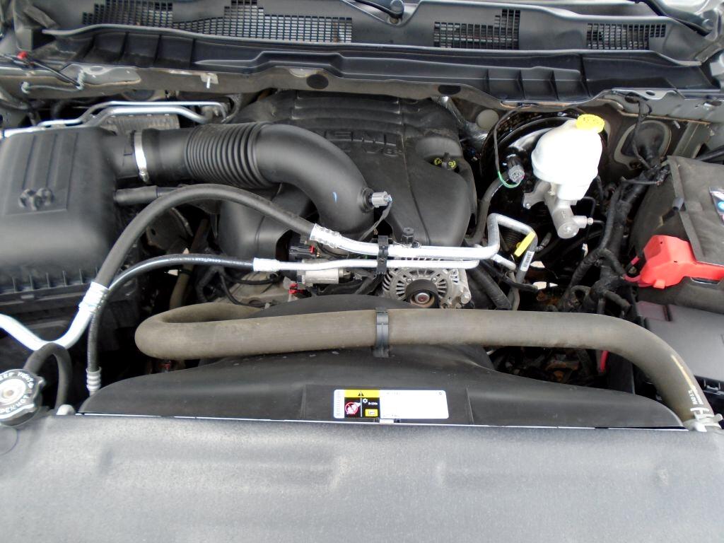 RAM 1500 SLT Quad Cab 4WD 2014