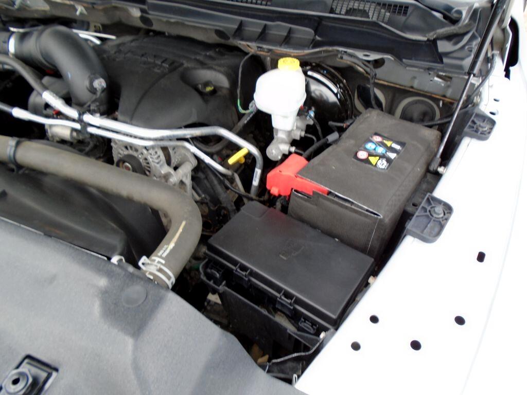 RAM 1500 SLT Quad Cab 4WD 2014