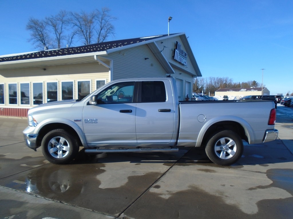 2014 RAM 1500 SLT Quad Cab 4WD