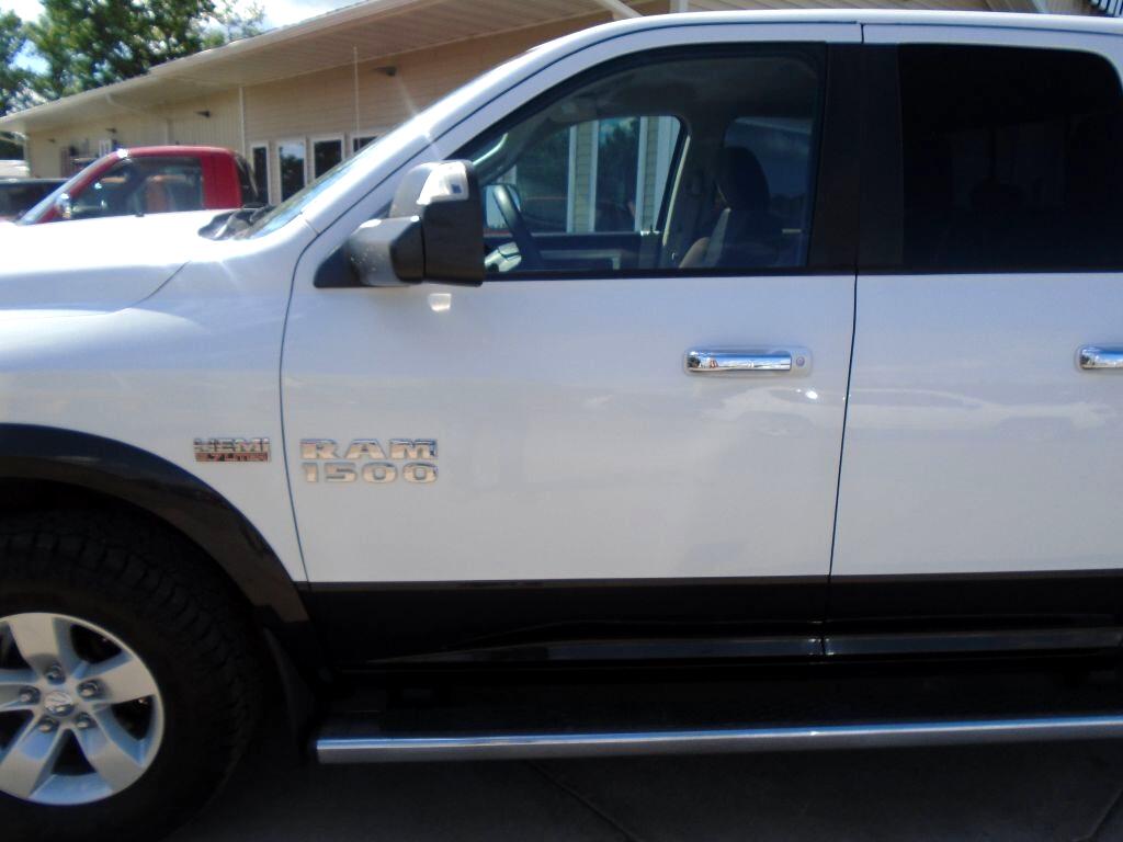 RAM 1500 SLT Quad Cab 4WD 2014