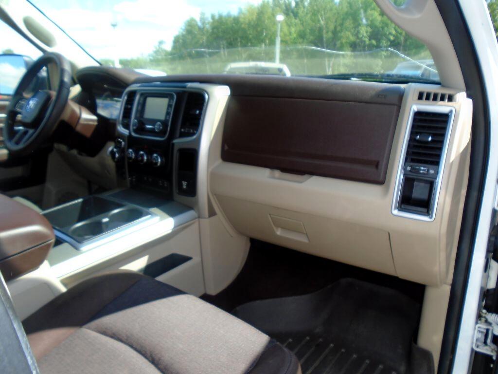 RAM 1500 SLT Quad Cab 4WD 2014