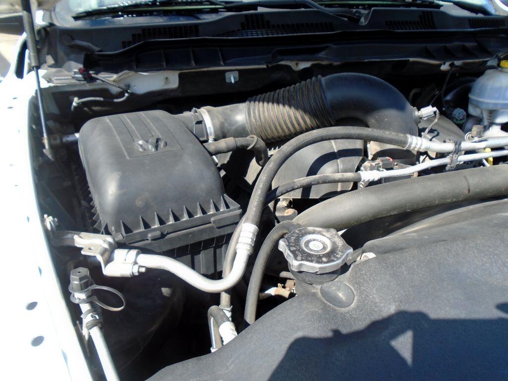 RAM 1500 SLT Quad Cab 4WD 2014