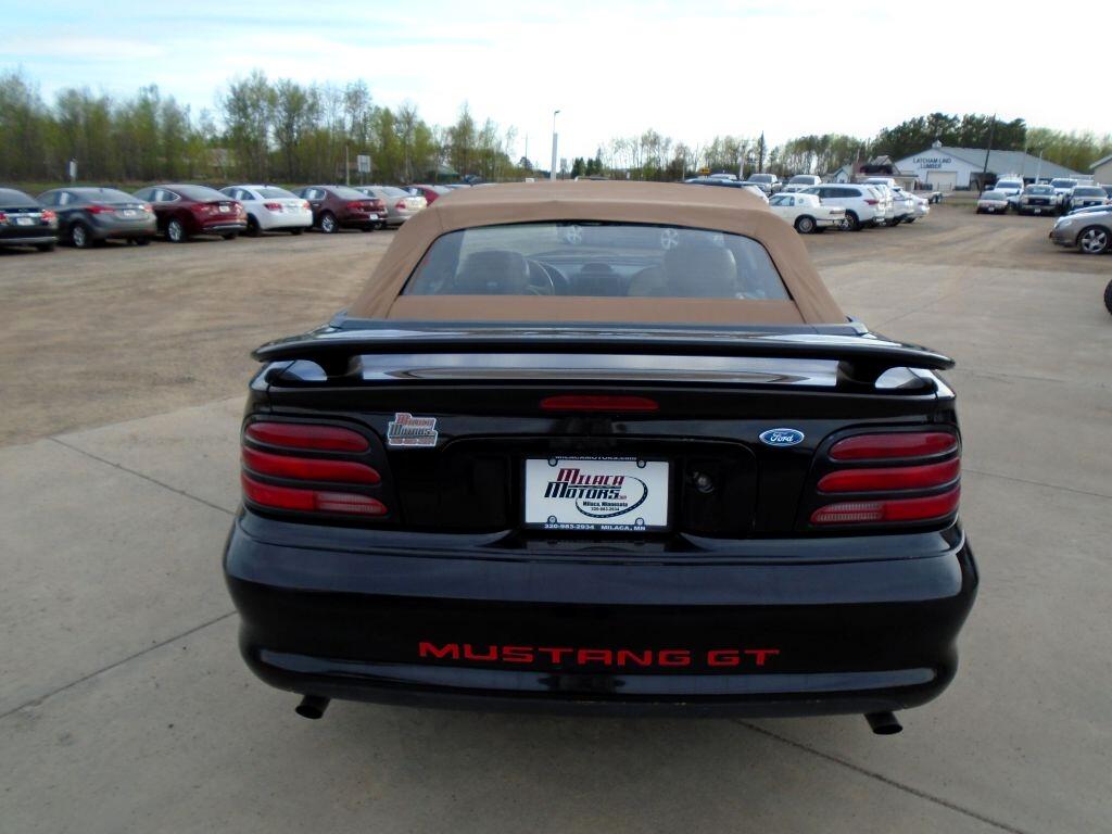Ford Mustang GT convertible 1994