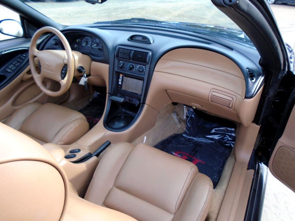 Ford Mustang GT convertible 1994