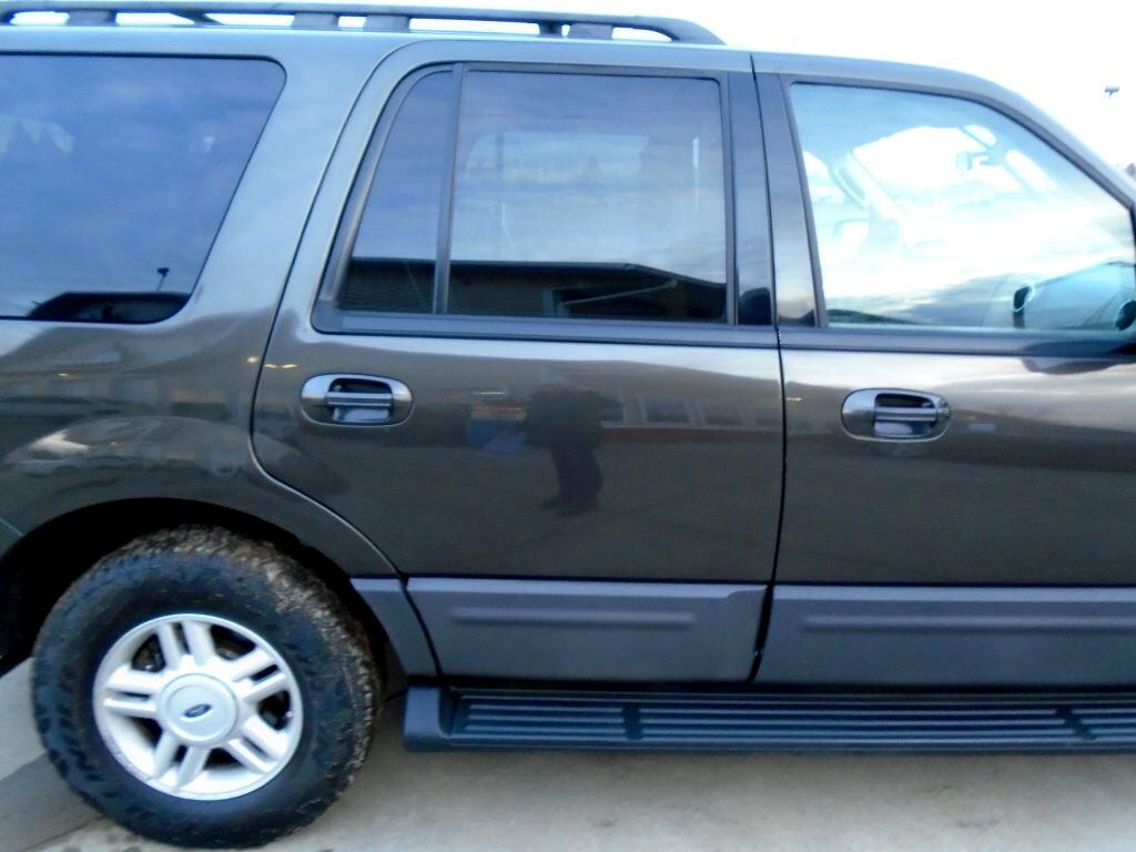 Ford Expedition XLT 4WD 2005