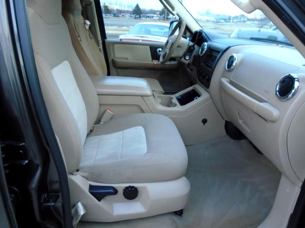 Ford Expedition XLT 4WD 2005