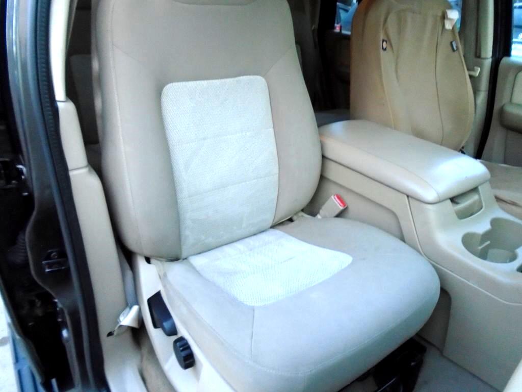 Ford Expedition XLT 4WD 2005